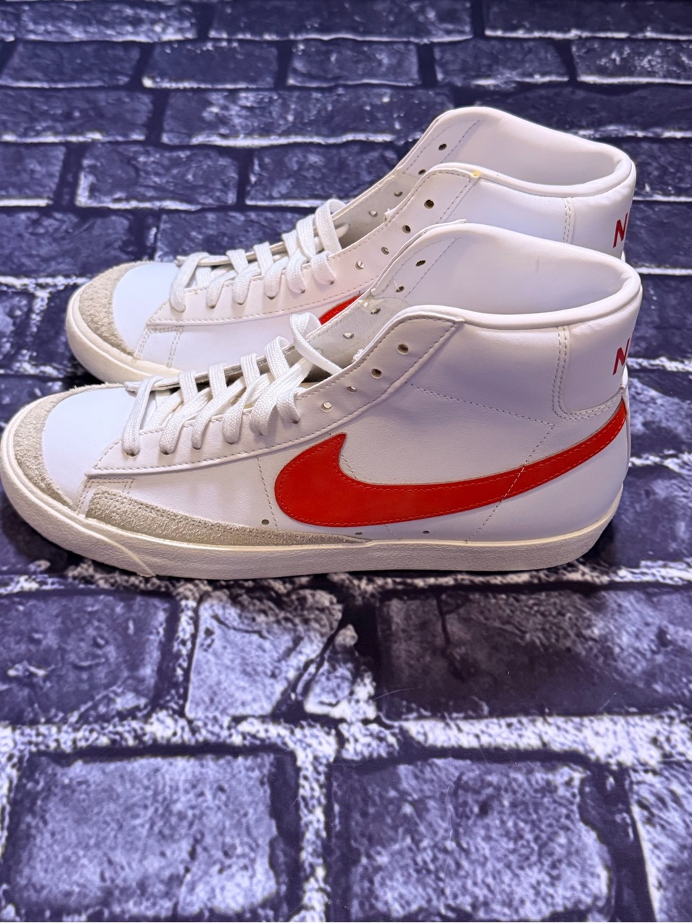 Nike Blazer 77 Vintage Mid White Habanero Red Women’s Size 11.5